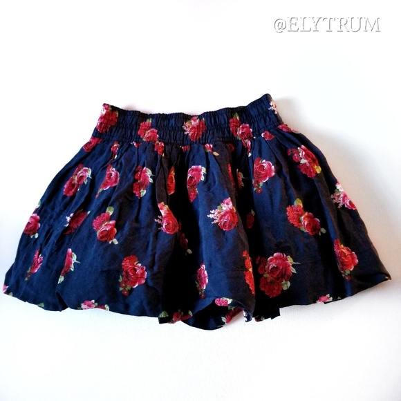 Abercrombie Kids dark blue floral stretchy skirt. - Picture 2 of 5